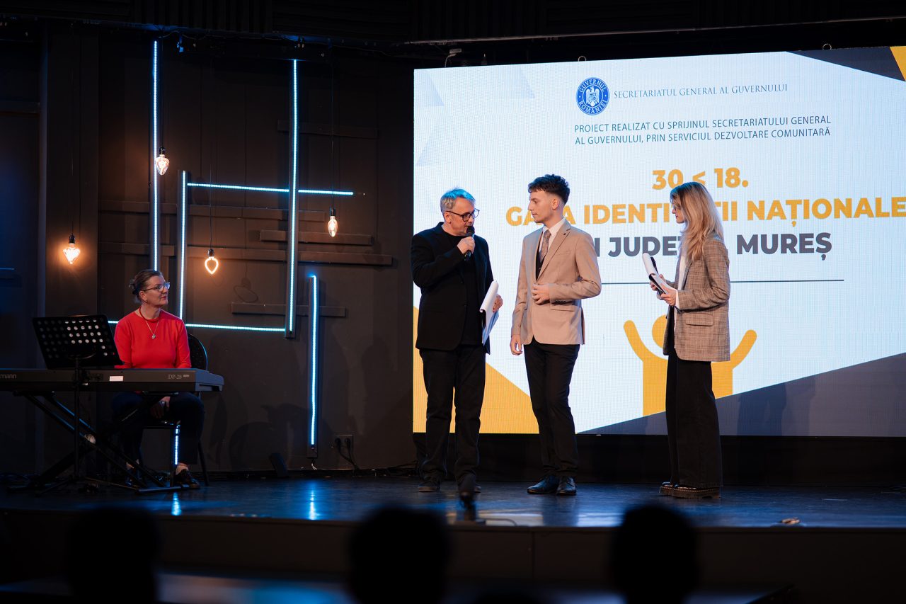 Gala identitatii nationale - Mures-178 https://romaniasesimte.ro/wp-content/uploads/2025/11/Gala-identitatii-nationale-Mures-178-1280x853.jpg