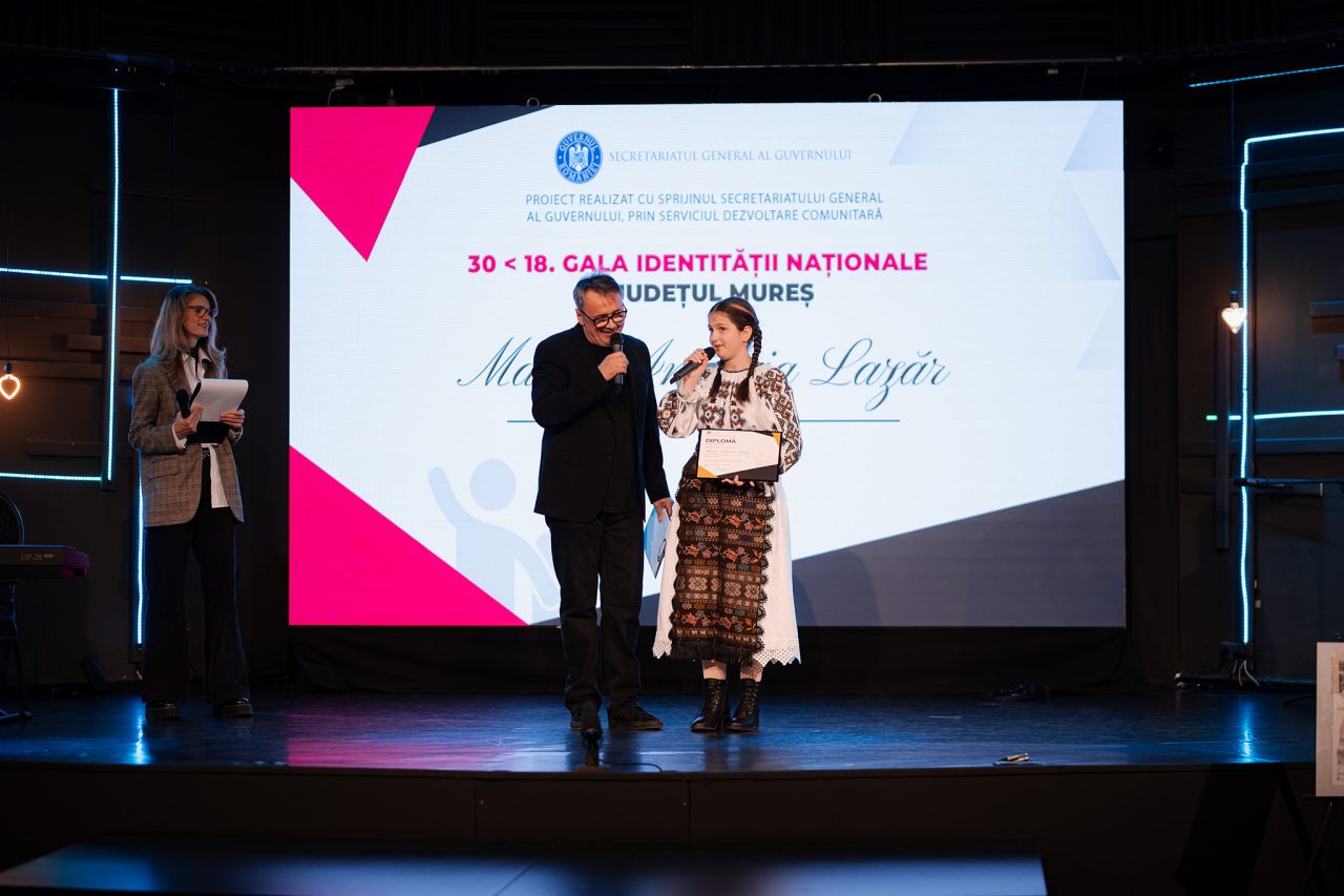 Gala identitatii nationale - Mures-397 https://romaniasesimte.ro/wp-content/uploads/2025/11/Gala-identitatii-nationale-Mures-397-1-1280x853.jpg